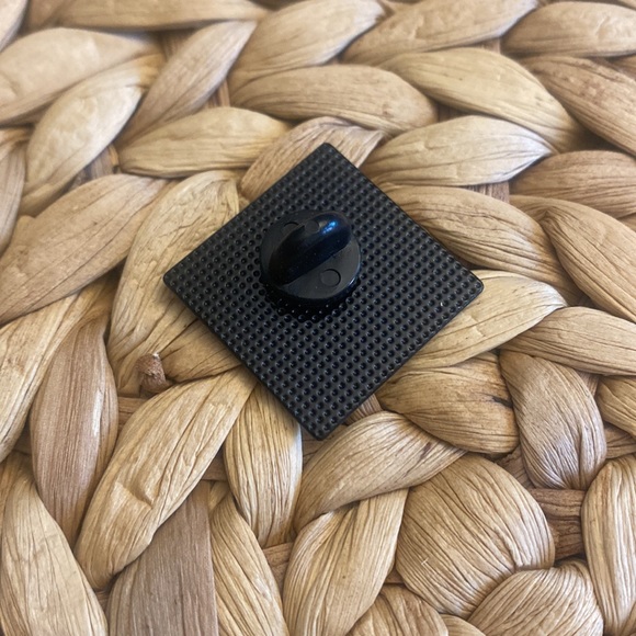 BE A NICE HUMAN pin - Picture 2 of 3